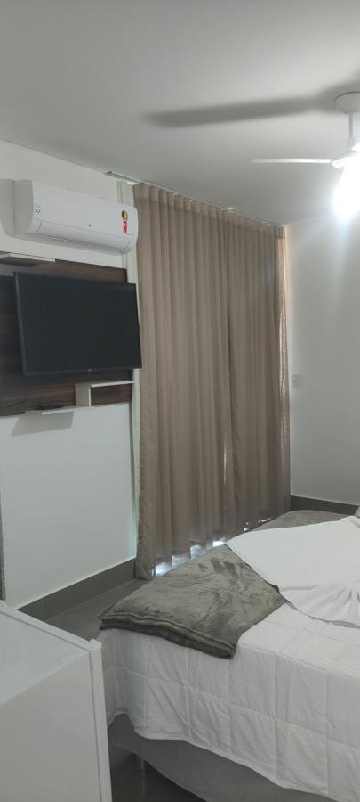 Hotel Esmeralda Verde เตออฟิลู โอโตนี ภายนอก รูปภาพ