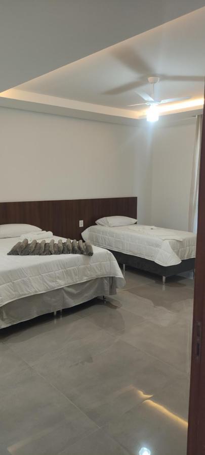 Hotel Esmeralda Verde เตออฟิลู โอโตนี ภายนอก รูปภาพ
