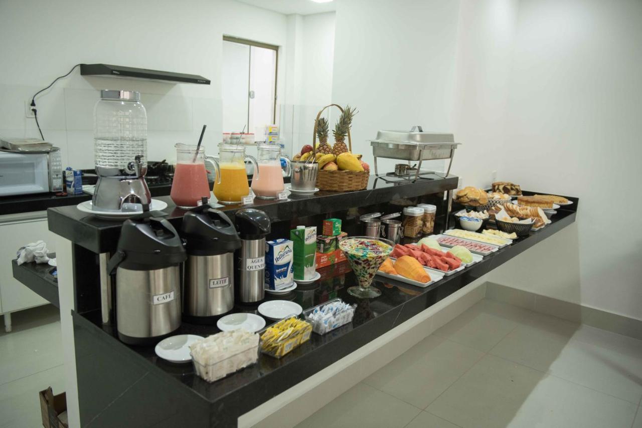 Hotel Esmeralda Verde เตออฟิลู โอโตนี ภายนอก รูปภาพ